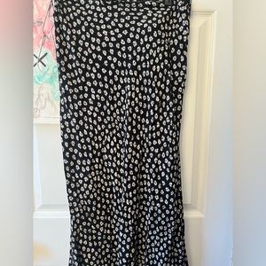 long skirt girlies rise up